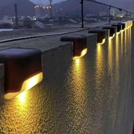 4/8/12Pcs Outdoor Solar LED Deck Fence Stair Lights Deck Pathway Lights