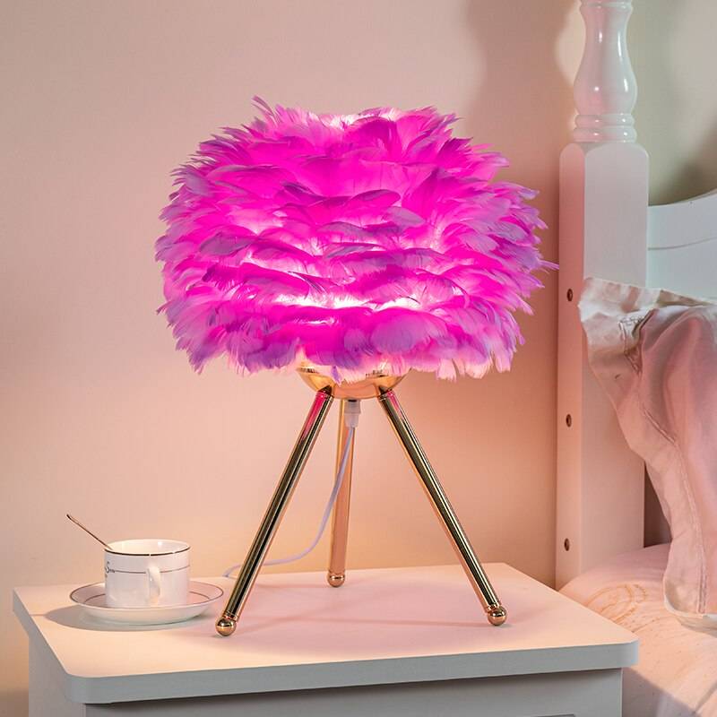 Feather Bedroom Table Lamp Modern Bedside Lamp Living Room Coffee Shop Wedding Christmas Decoration Romantic Goose Feather Lamp Desk & Table Lamps
