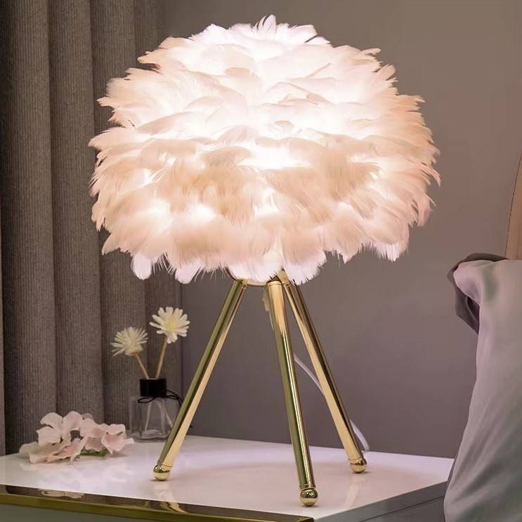 Romantic Feather Bedside Table Lamp Desk & Table Lamps Romantic Feather Bedside Table Lamp Desk & Table Lamps